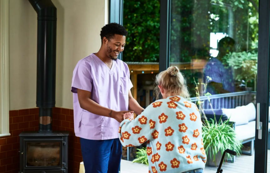 Elderly Care Jobs for Immigrants in the UK with Visa Sponsorship Opportunities