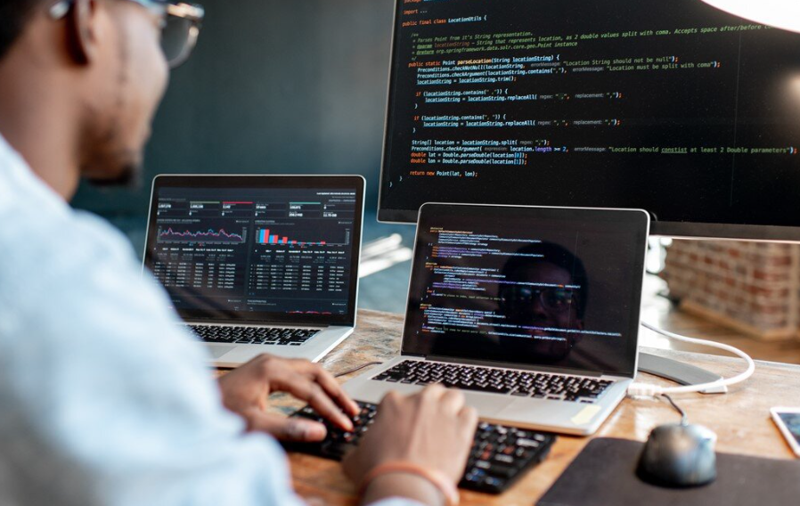 Software Engineering Scholarships for International Students in the USA